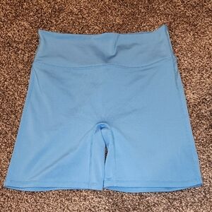 Fabletics Motion 365+ Women's Sky Blue Bike Shorts Inseam 6 Inches Size Medium